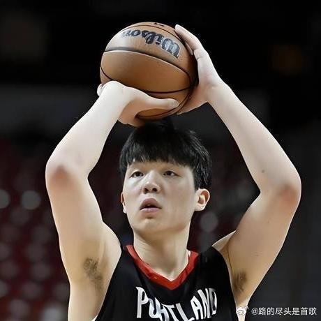 《9中9砍20分 杨瀚森G联赛蜕变 回CBA统治纯属慢性自杀》现在国内媒体圈已经