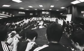日本国脚久保建英通过社媒确认，其半月板伤势仍未完全康复，这直接解释了他在关键国际