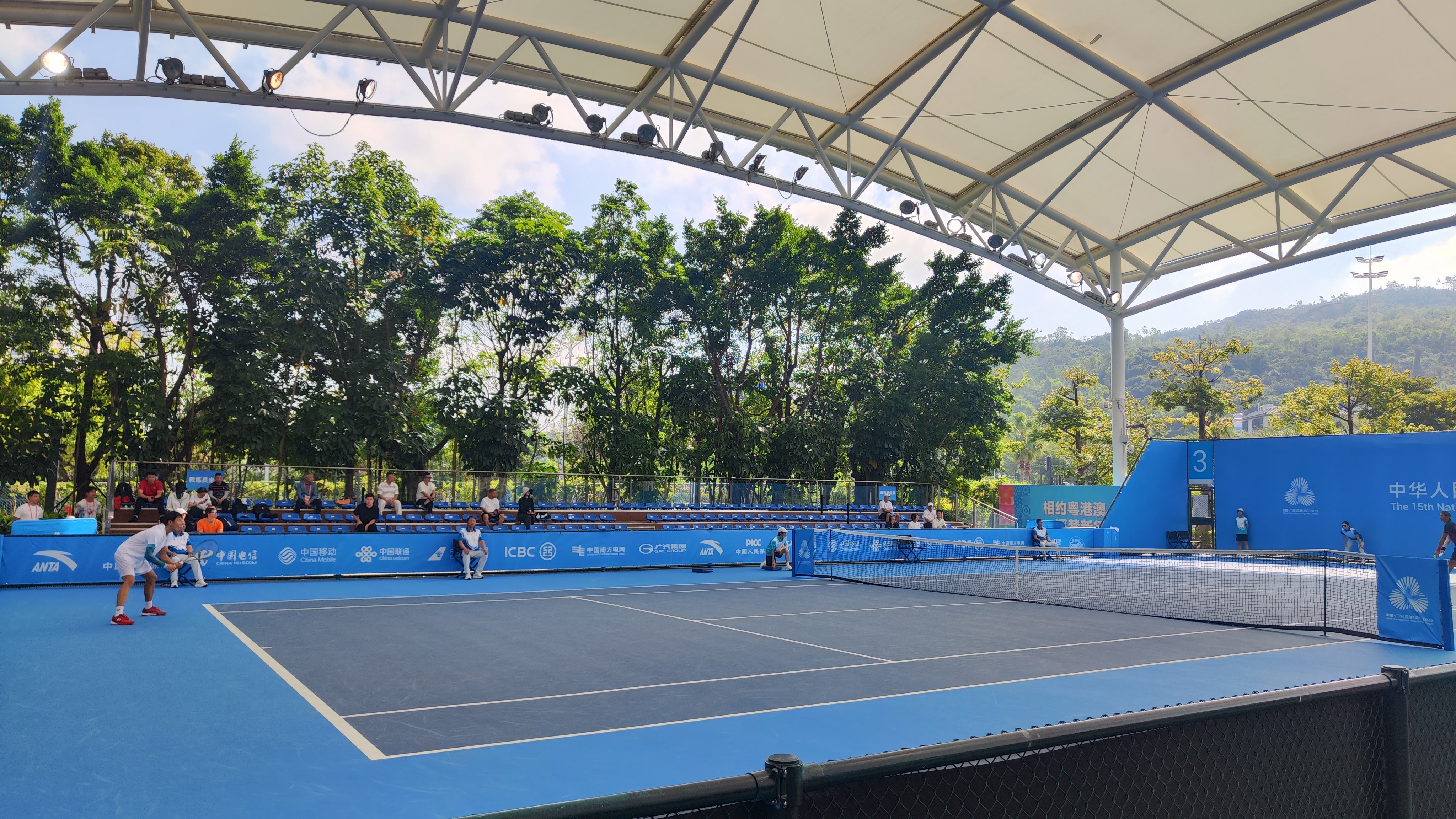 看到赛程果断多看一天。但是第一场，先不看zzz，不看阿昺，来看崔杰VS张天汇，先