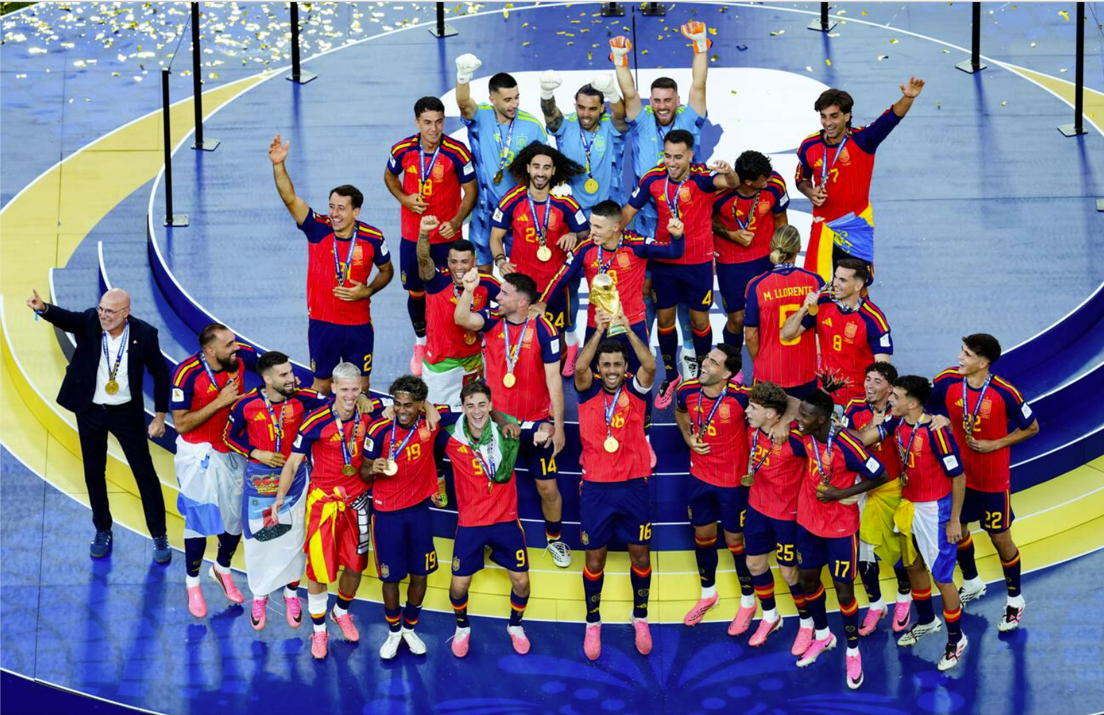西班牙冠军恭喜斗牛士🇪🇸🏆 
