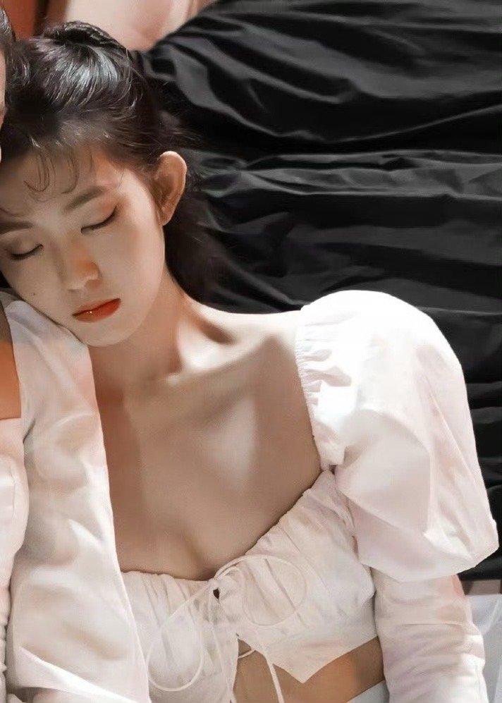 裴珠泫IRENE“致爱丽丝” ​​​