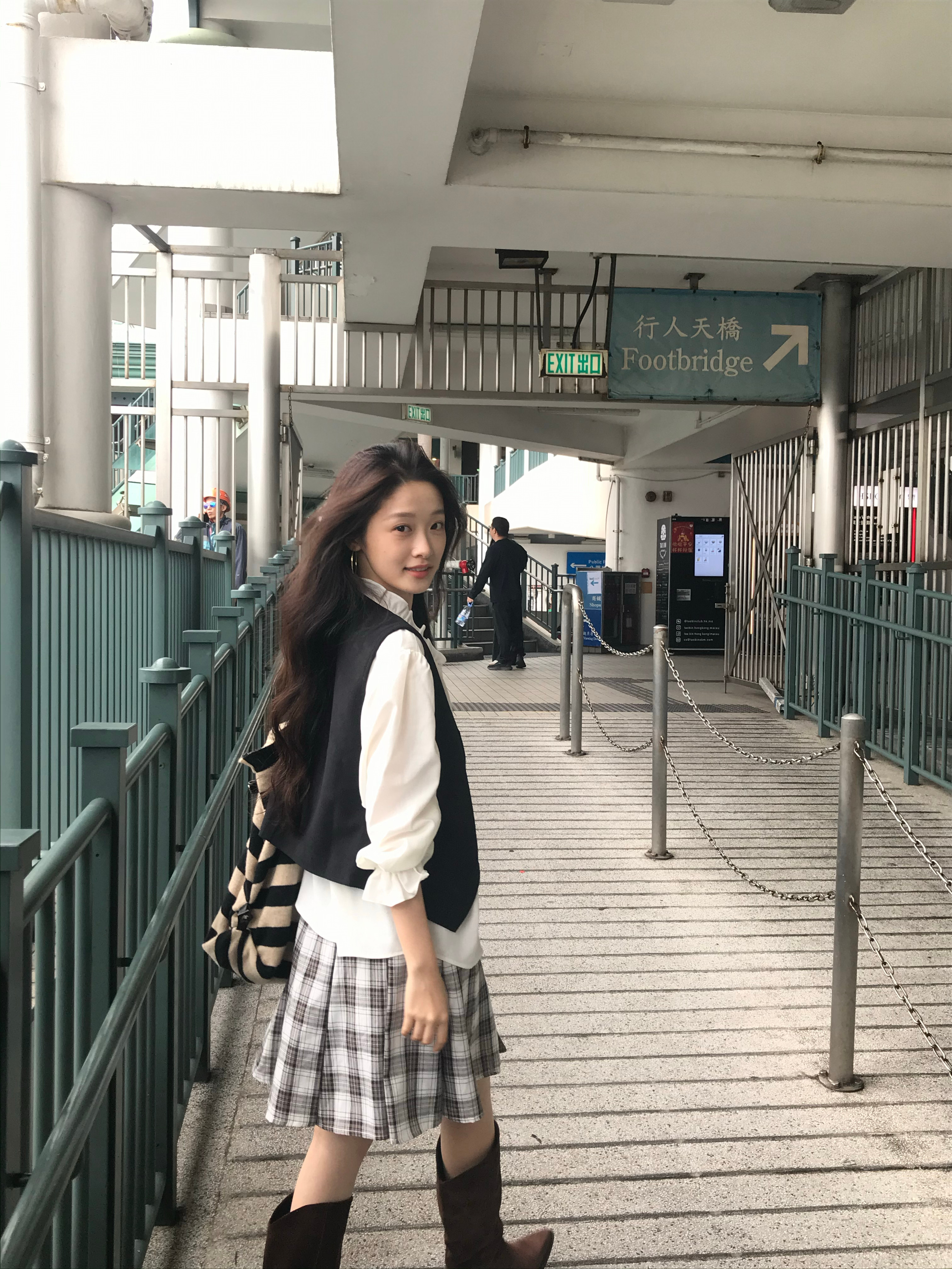 🇭🇰hk嘻嘻，来这发live小雨点滴滴