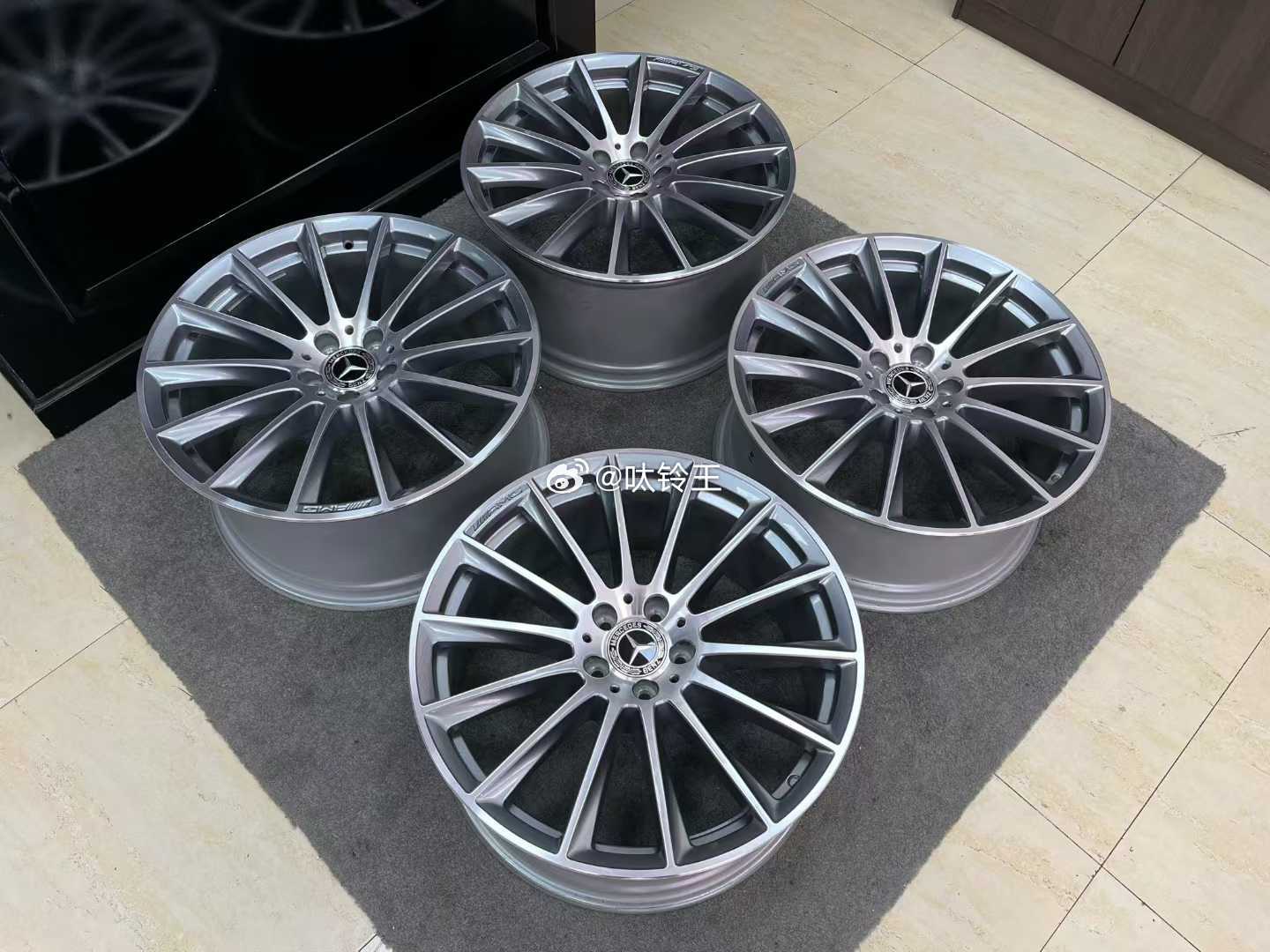 奔驰s原厂20寸 AMG 多条幅 轮毂新车拆下，双色 