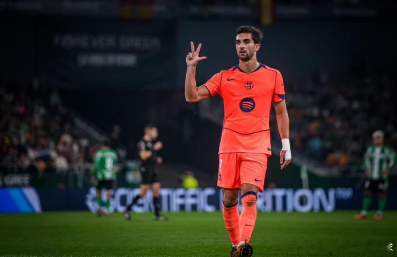 费兰·托雷斯戴帽斩获赛季11球，超越莱万距离姆巴佩5球