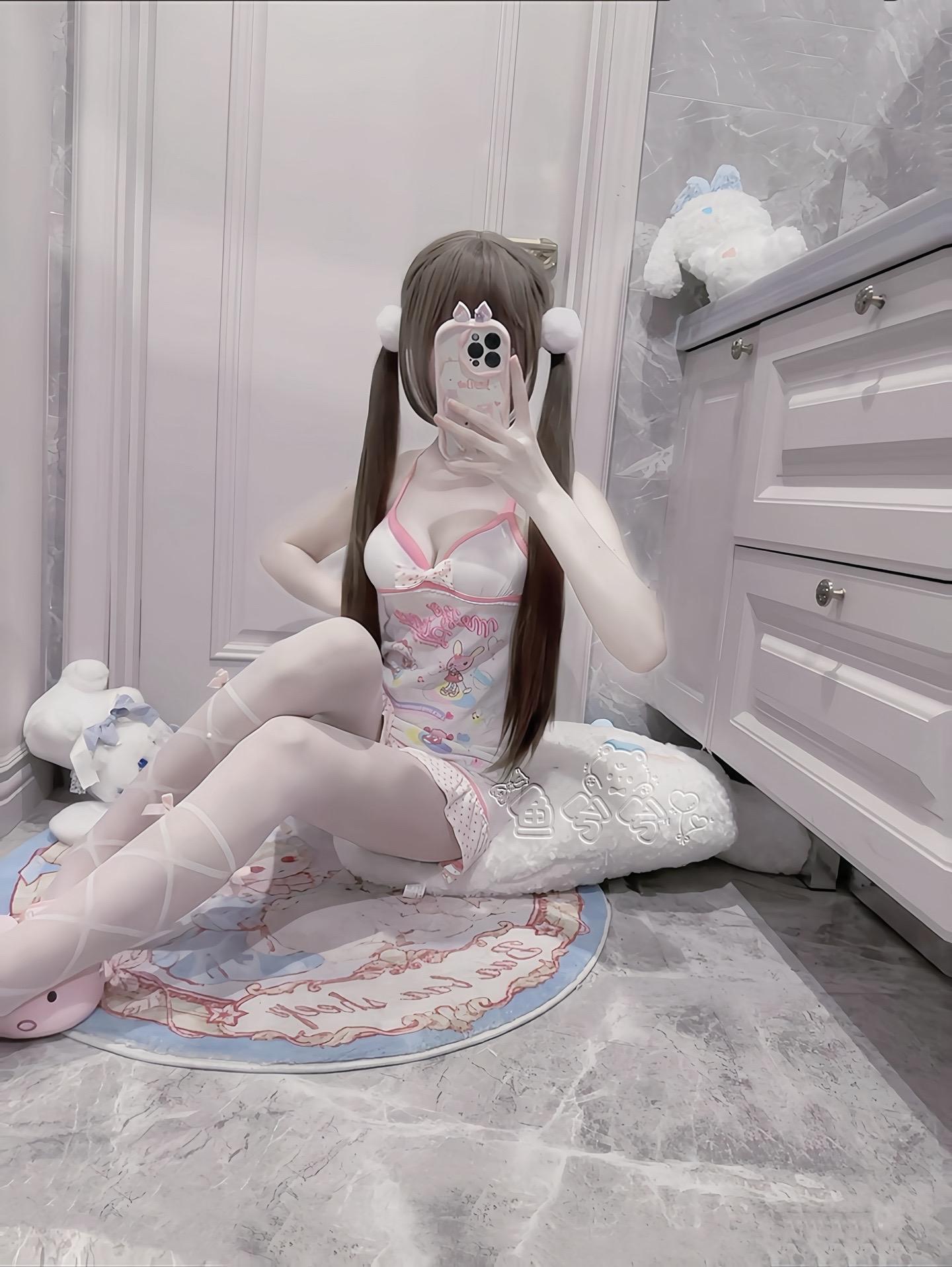 小猫困困的 我也是Z☡zᶻ.