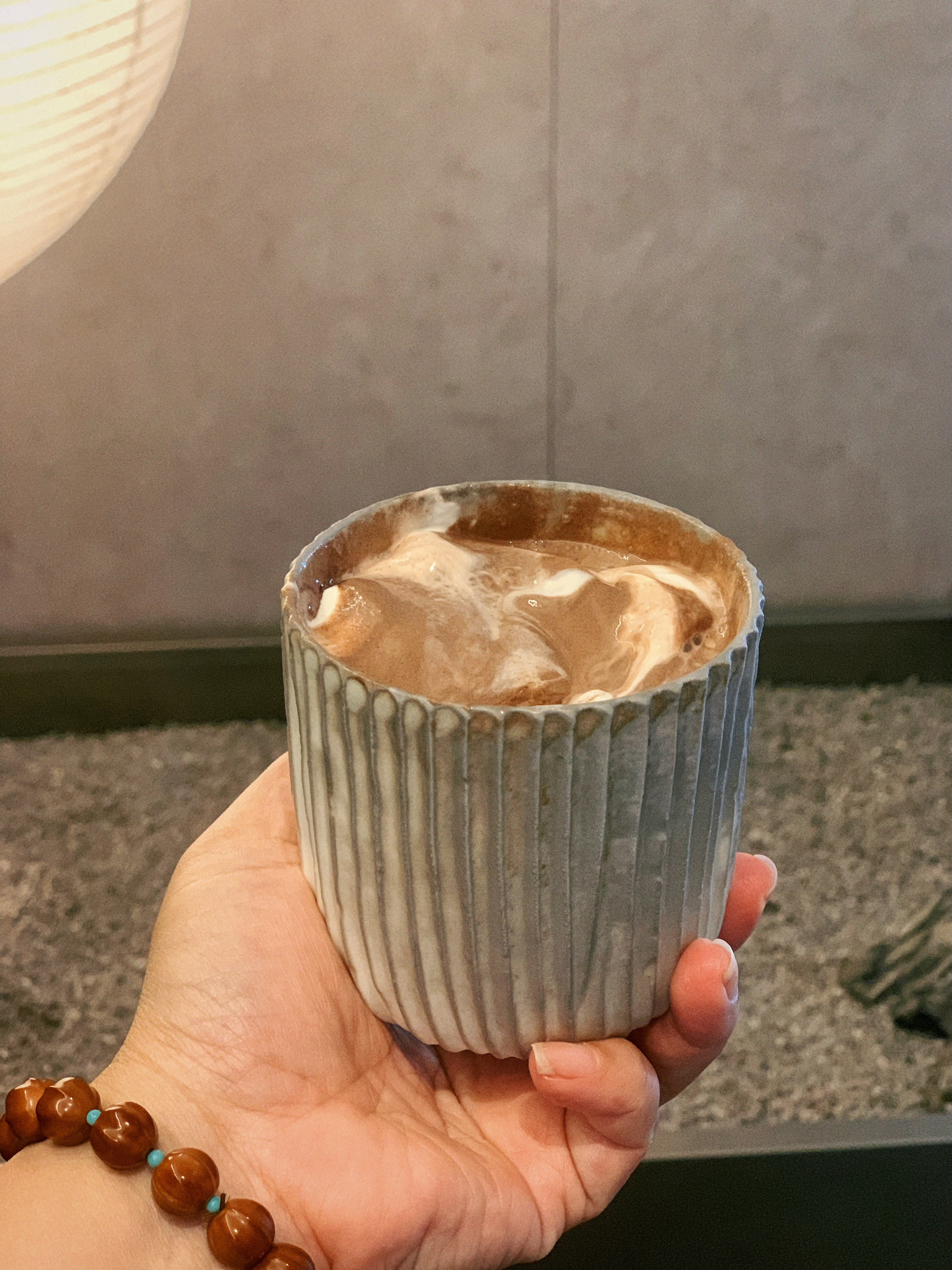 这只柴烧杯子深得我心虽然它只是赠品 ​​​