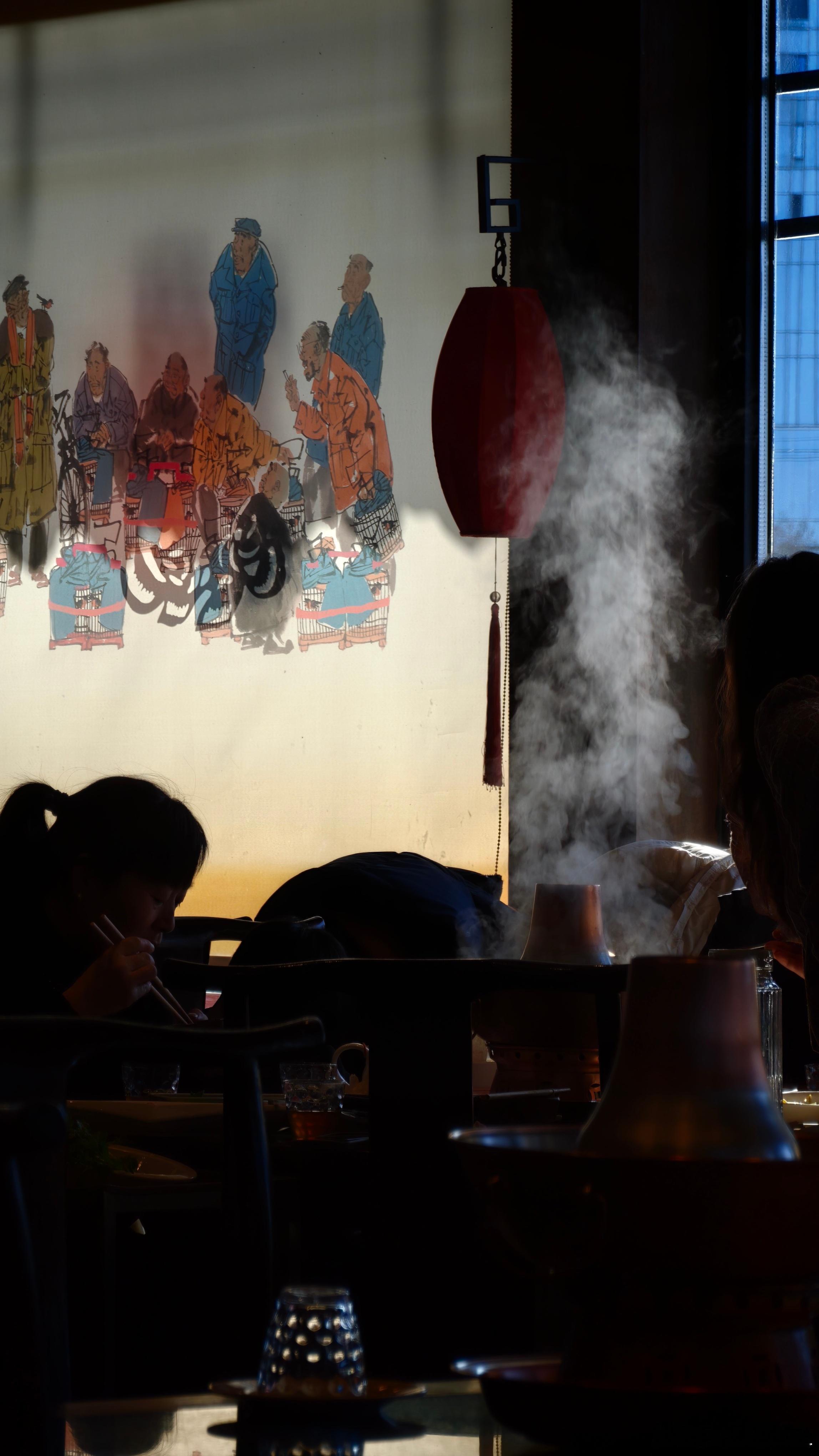 天气寒冷 必须得是铜锅儿涮肉才能暖暖和和马上要迎接跨年啦 祝朋友们2026立马发