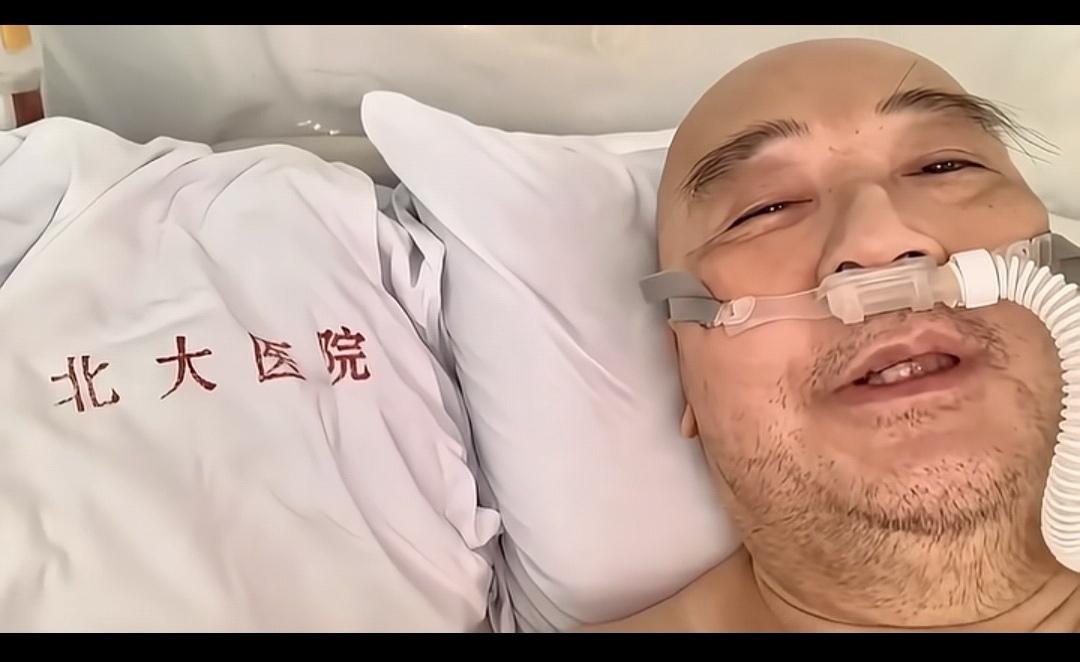 他战斗到最后一刻！

刚刚参加工作那会儿，特别崇拜唐师曾，他驾驶着丰田大吉普，战