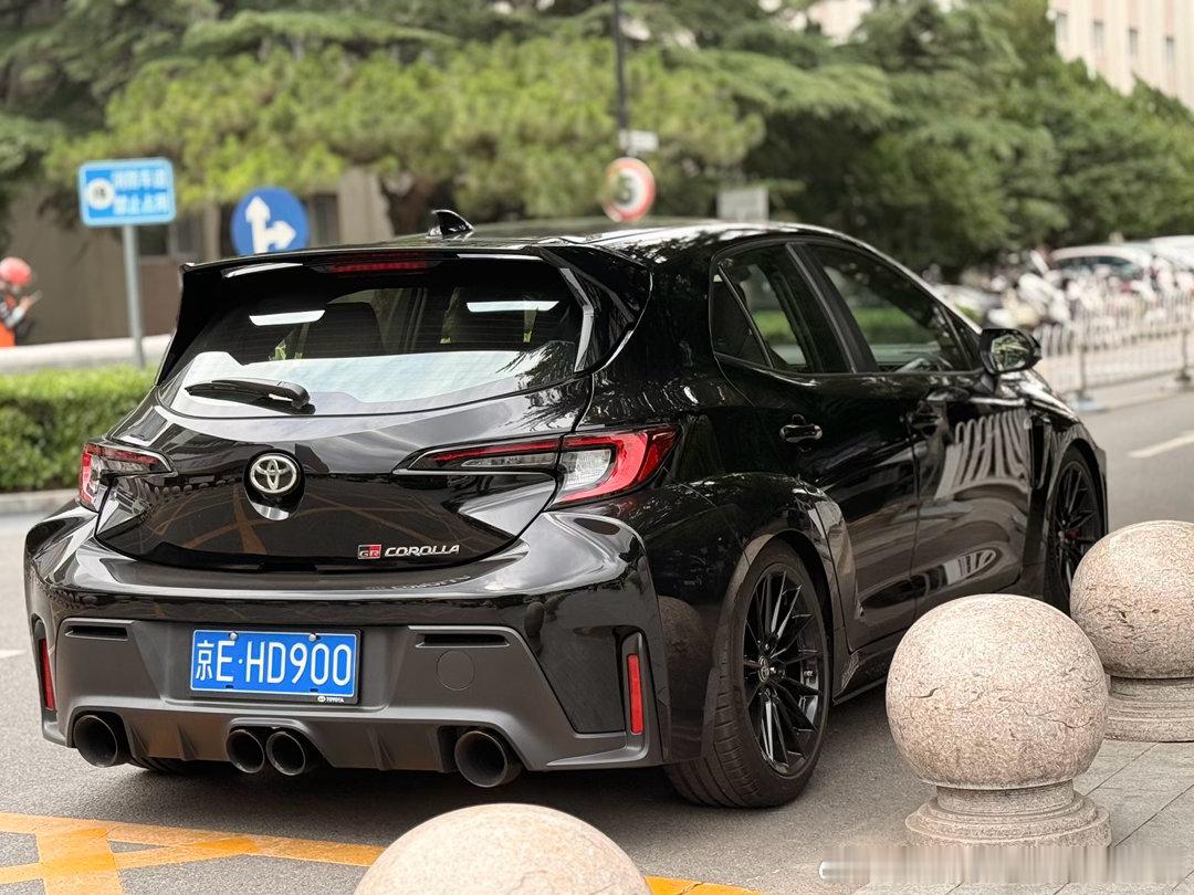 车真是好车，就是停车停得。。。。。 