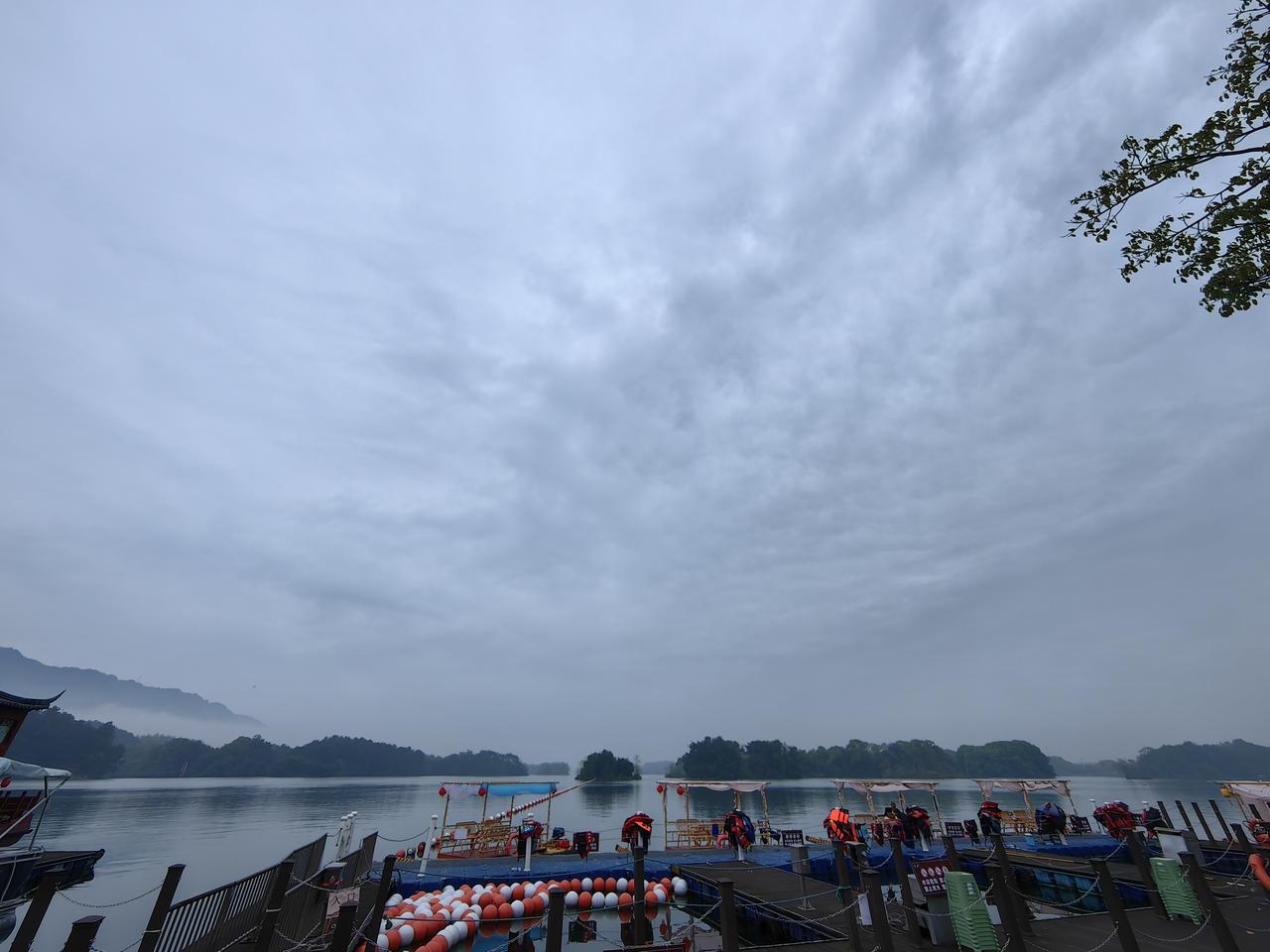 [送心]重庆大足有两个主要文旅地标，其一是石刻（基本算是全市第一历史文化IP），