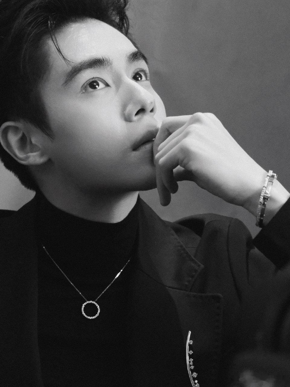 胡一天 的颜值一直很曼妙