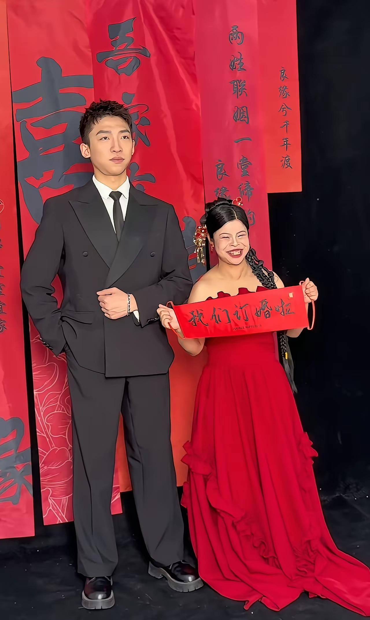 这男的啥人被她抓包了吧[笑哭][笑哭][笑哭]