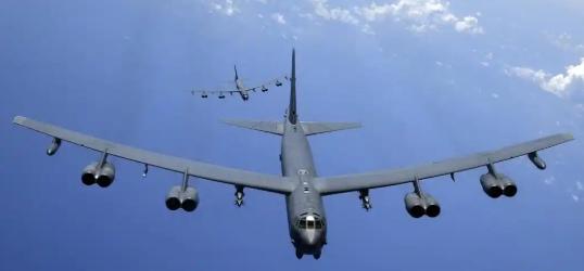 “想来这就来，想走这就走？”那都是老皇历了！美军3架战略轰炸机刚露头，就被咱们的