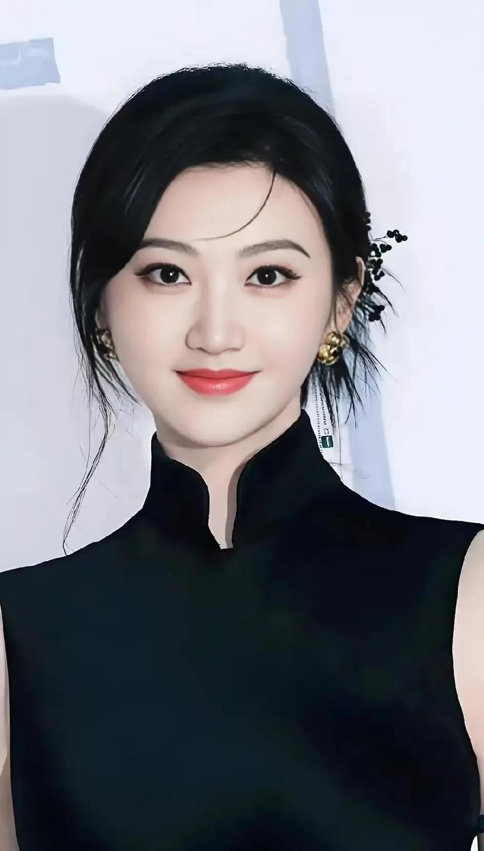 承认吧，多读书就是有用！不信你看孙宇晨。很多人不知道，他拿过2007年第九届新概