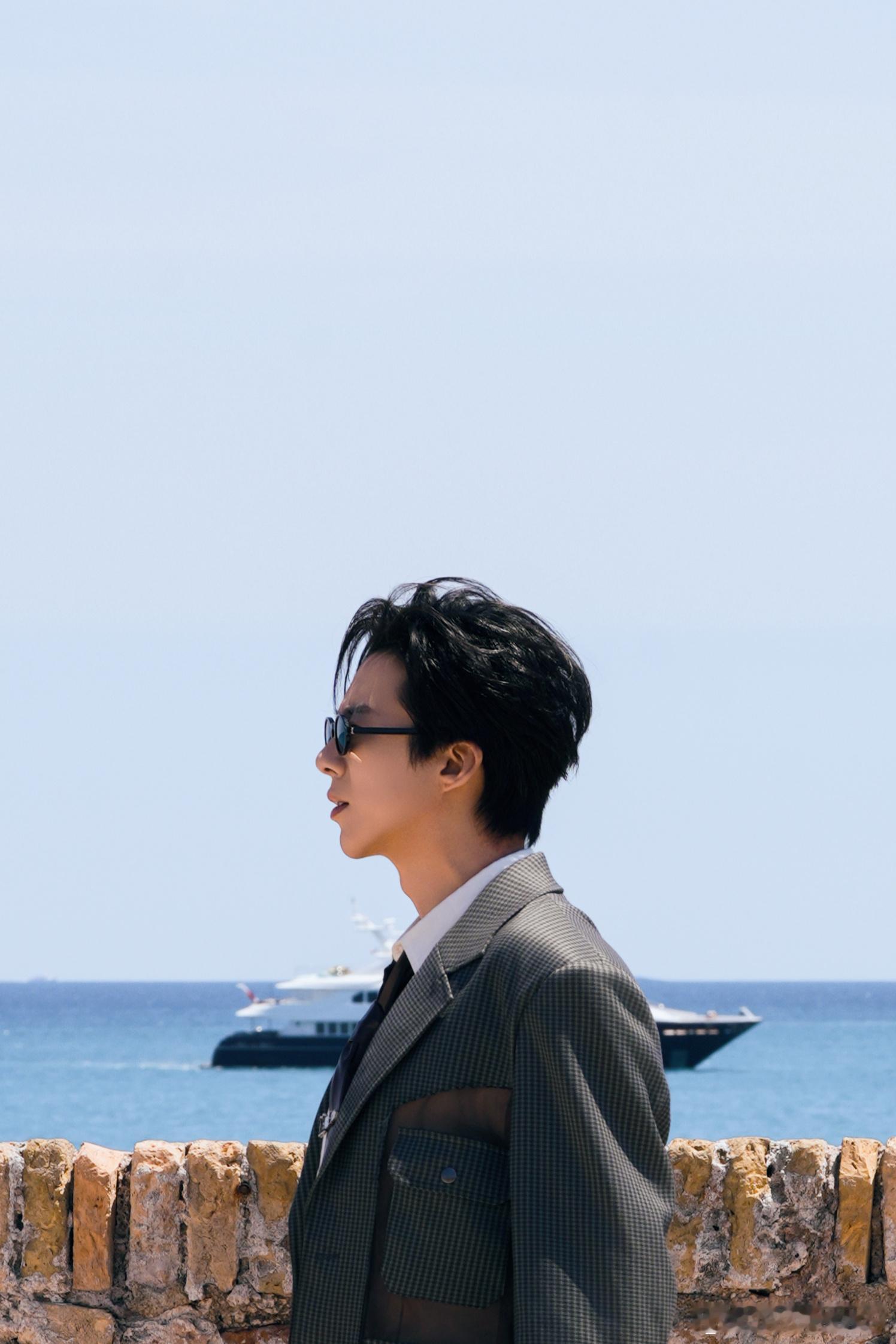 摩登兄弟反黑大队  本人主超🌸17级大咖，极好，唯粉，呼较好及以上唯，你先我后