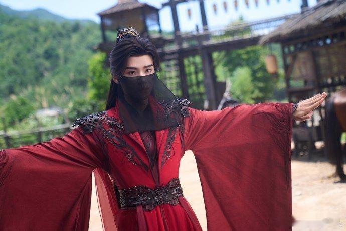 无双城毁了苏暮雨的一生无双城老登为私欲灭他满门，转头他把暗河当家人，结果家人全是