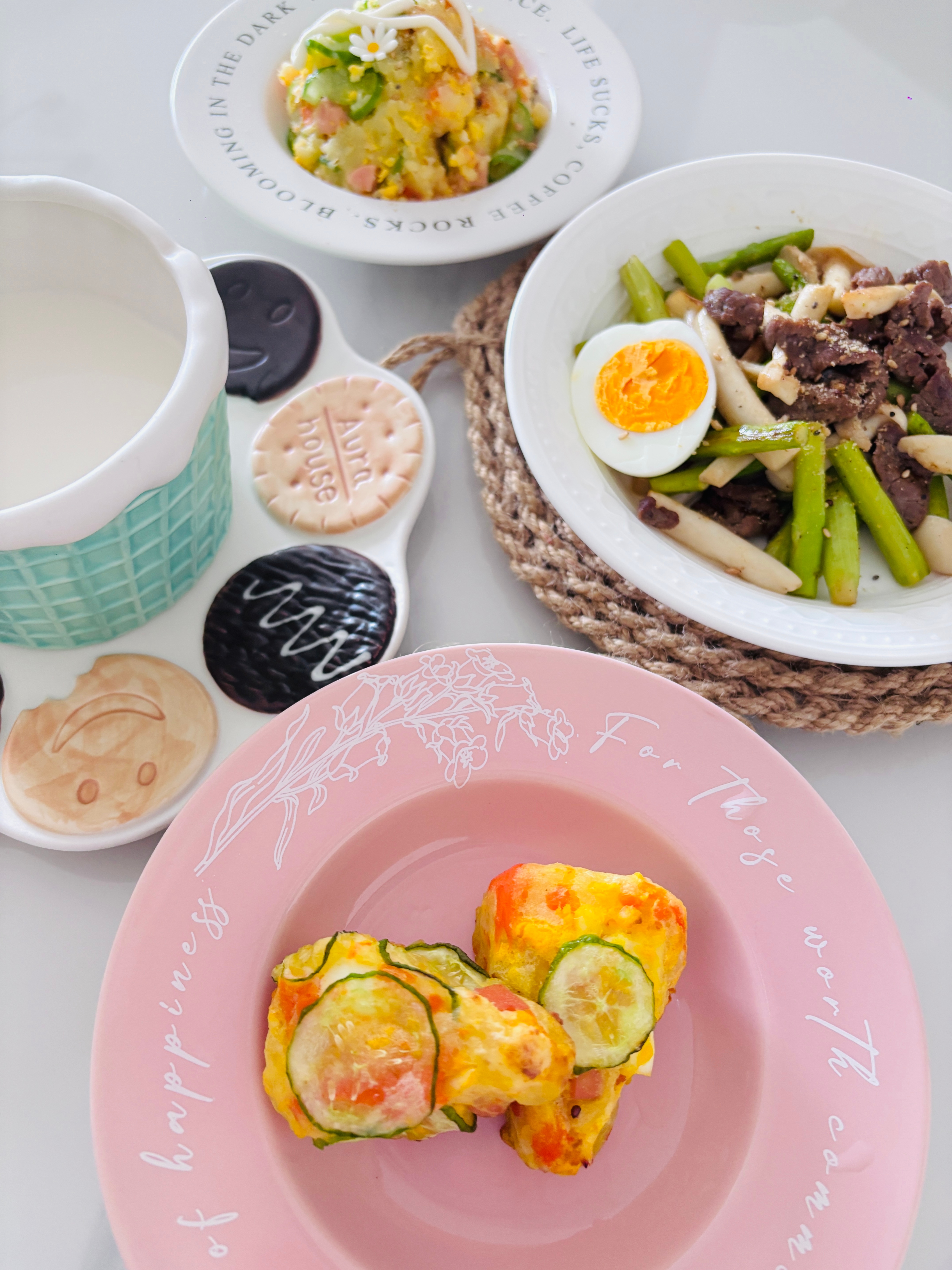 一日一食一记[超话]  早吖！周末愉快😊 ​​​