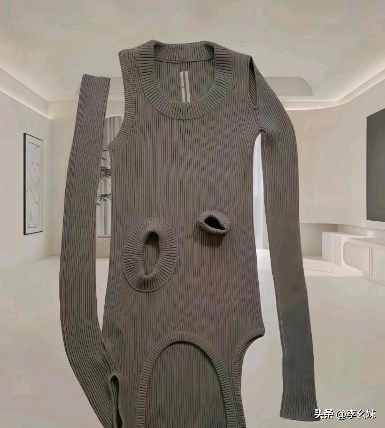 这件衣服是哪位大神设计的，这个怎么穿