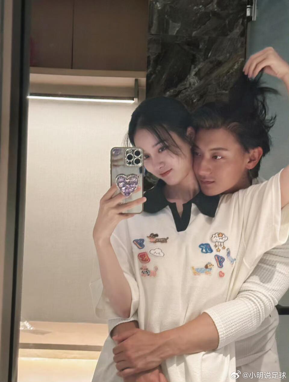 黄子韬谁欺负我老婆了就在直播即将收尾之际，黄子韬突然来到镜头前。见到徐艺洋情绪激