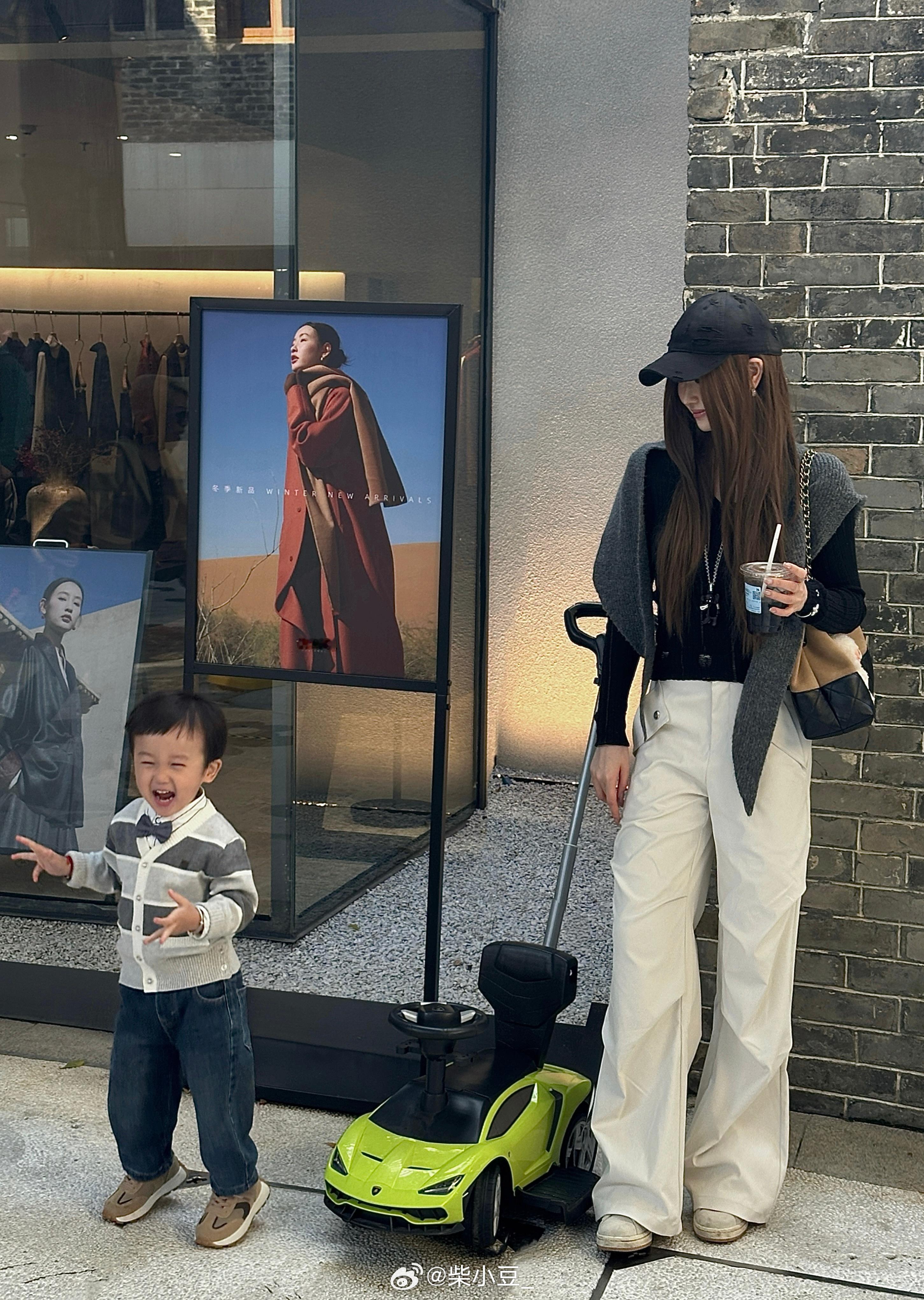 圣诞快乐🧑🎄➕周末快乐🌆 佛山·佛山岭南天地