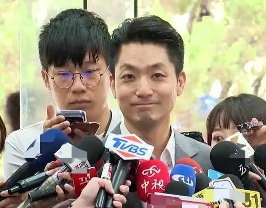 终于说出口了，蒋万安承诺：若连任，一定把四年任期做完。

针对“做好还是做满四年