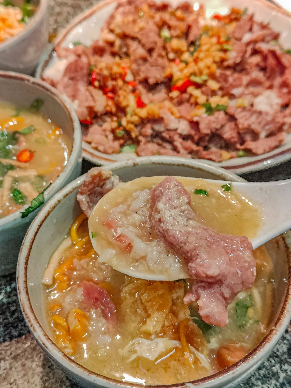 北方人第一次吃粥底火锅…震惊一整年…