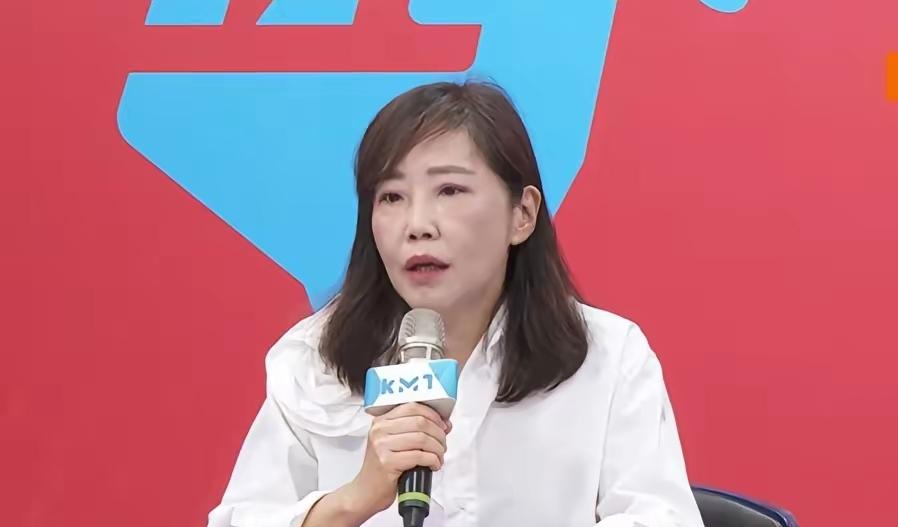 陪同郑丽文访问大陆的尹乃菁前脚在赖清德窜访斯威士兰受阻后称“深感遗憾”，呼吁大陆