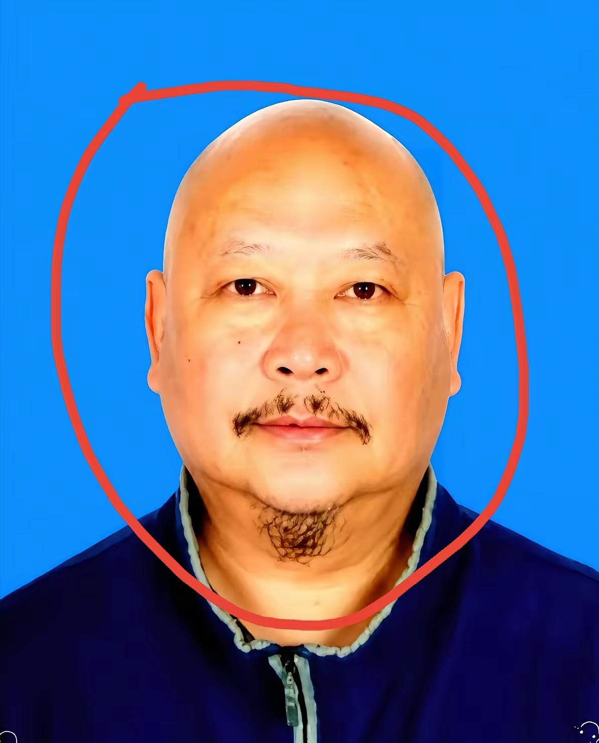 52岁教授突然猛踩刹车，甩下妻子狂奔，一头扎进三月冰湖。接下来一幕，让所有围观者
