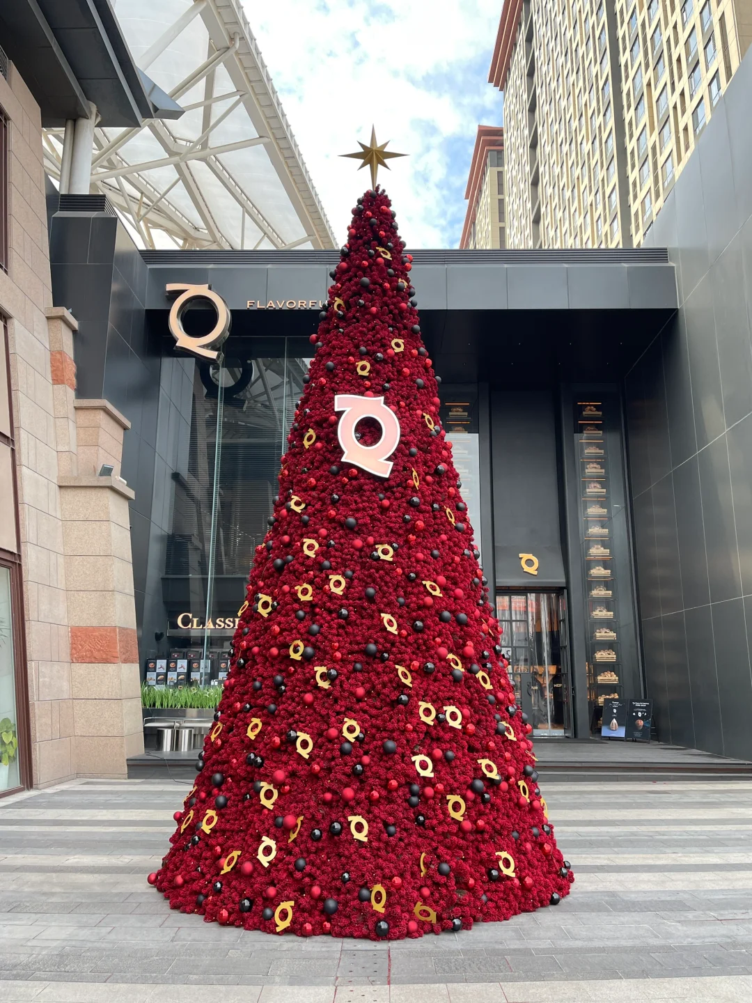 西安！！红色圣诞树🎄巨大巨好看！！！！！😭😭