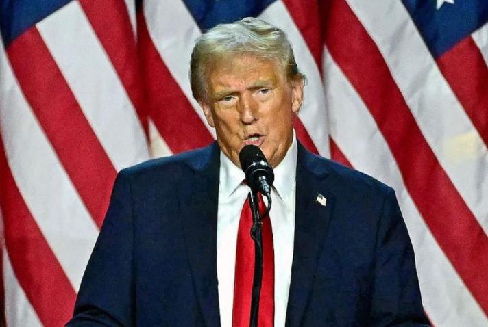 特朗普给中国两条路，中国一条都不选！新加坡专家：美国敢拦它家，却绝不敢拦中国油轮