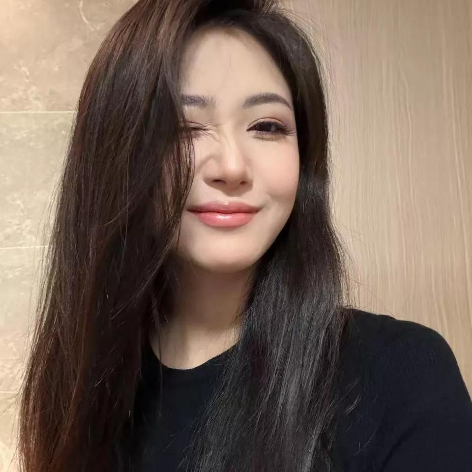 暖心一笑，瞬间点亮生活！😊美少女的微笑 清透微笑图 甜美微笑写真 海边微笑 美