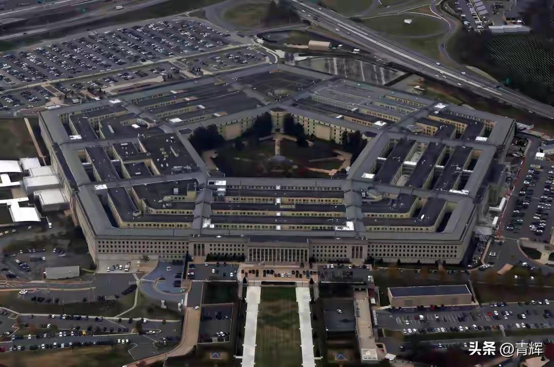 大兵压境！美国陆军开始调动，或全力绞杀伊朗
目前中东局势又发生了新的变化，在多轮