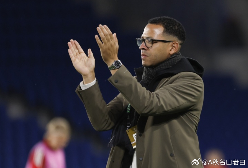 联赛杯半决赛首回合，切尔西主场2-3阿森纳未能占得先机，罗塞尼尔也遭遇了自己上任