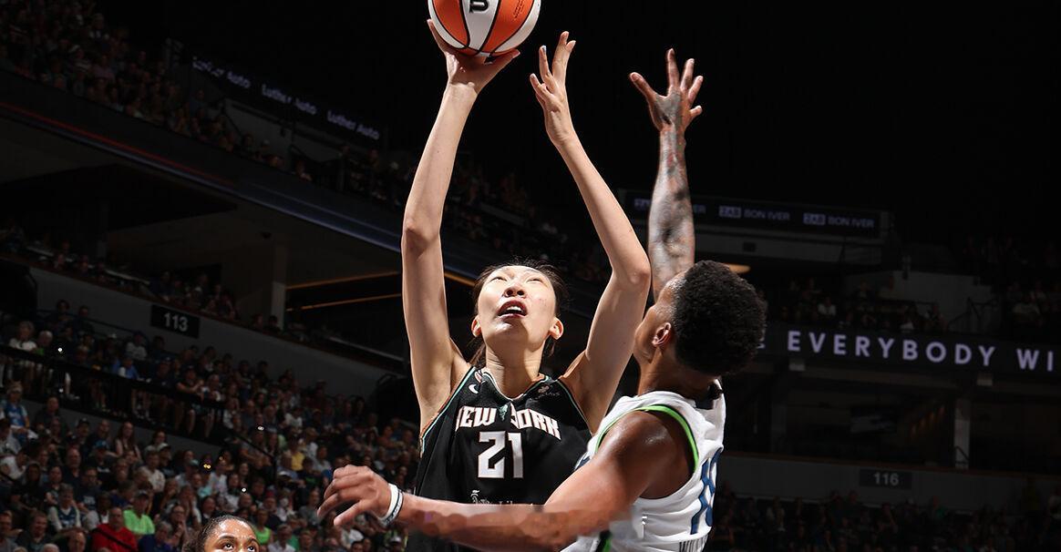 韩旭WNBA常规赛4投3中贡献8分，无奈自由人还是客场败走明尼苏达。🏀7月12