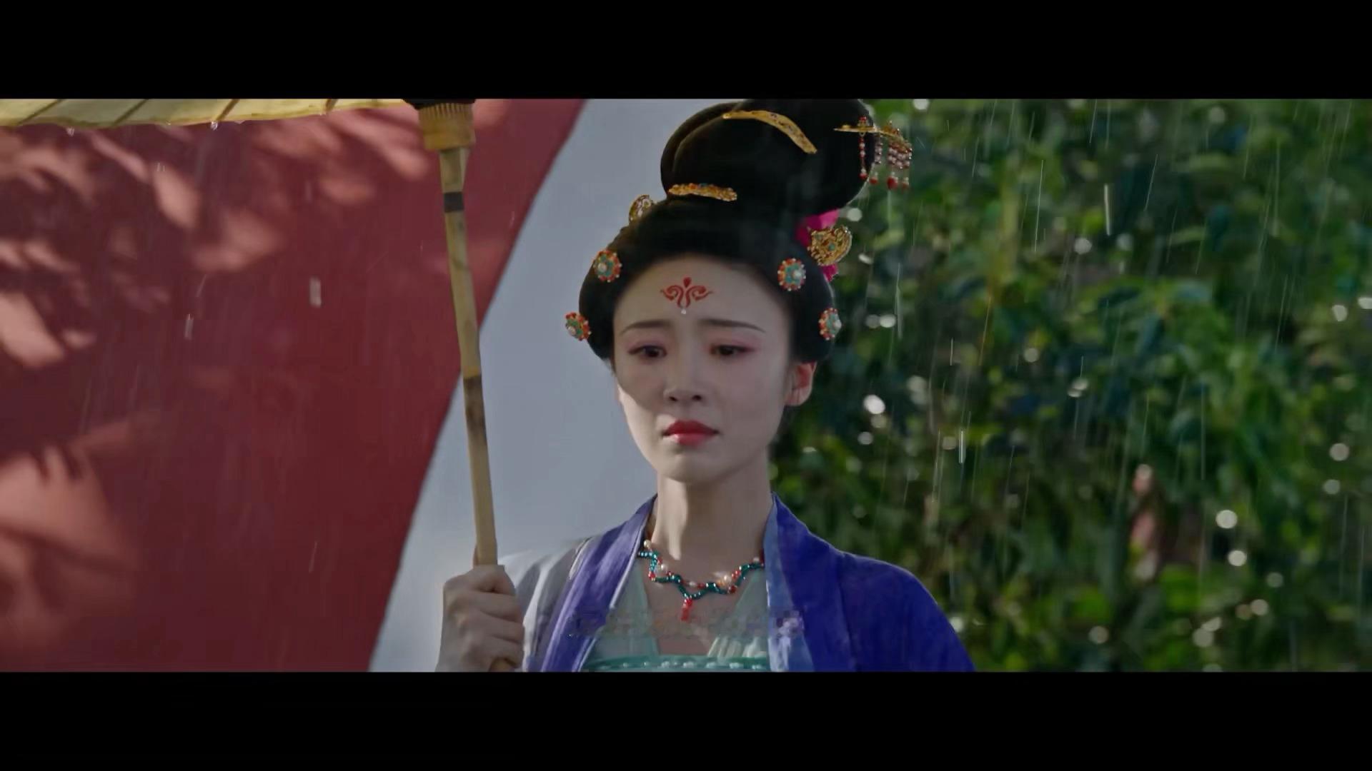 莫离张月追星女脱粉回踩秦筝之前有多崇拜周咸坤，知道真相后就有多失望，一把火烧掉所
