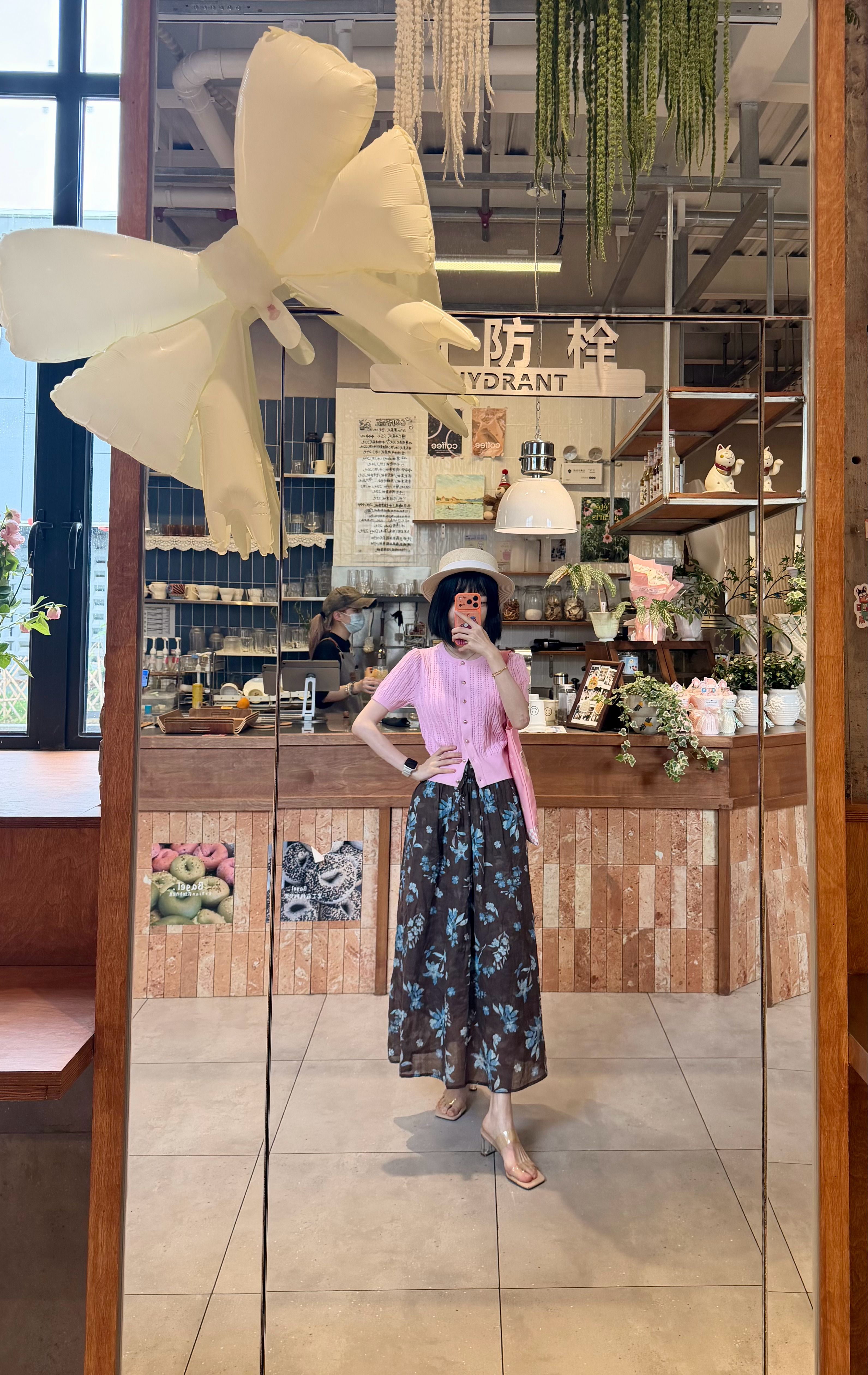 二妮ootd 昨儿个的ootd还随手拿手机拍了版会动的🤳（拍都拍了那就随便发一