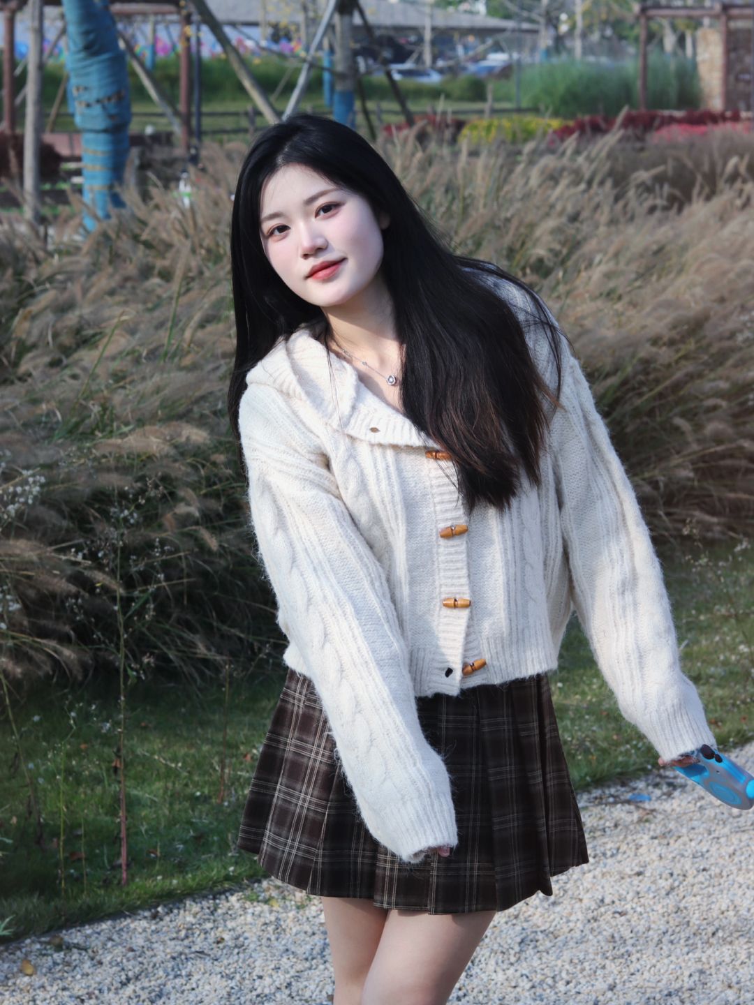 方圆脸 蓬松黑长直好显脸小！！