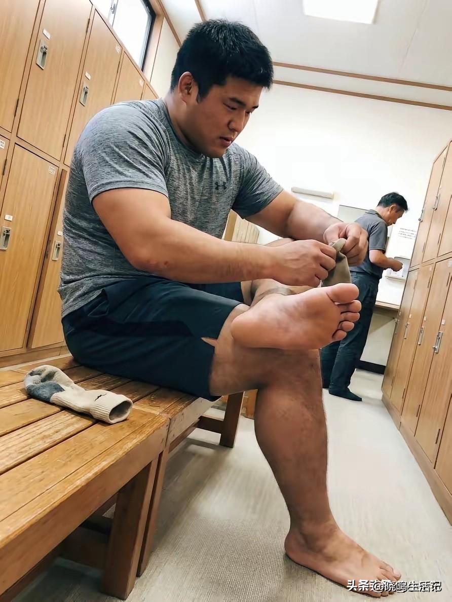 说出来可能没人相信，我非常想拥有他这样的身材。