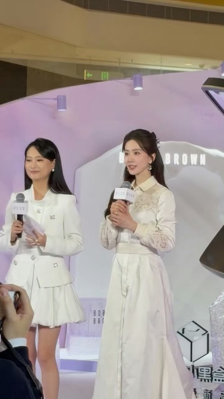 今天刘诗诗苏州活动，美了这么多年了，依然很美 