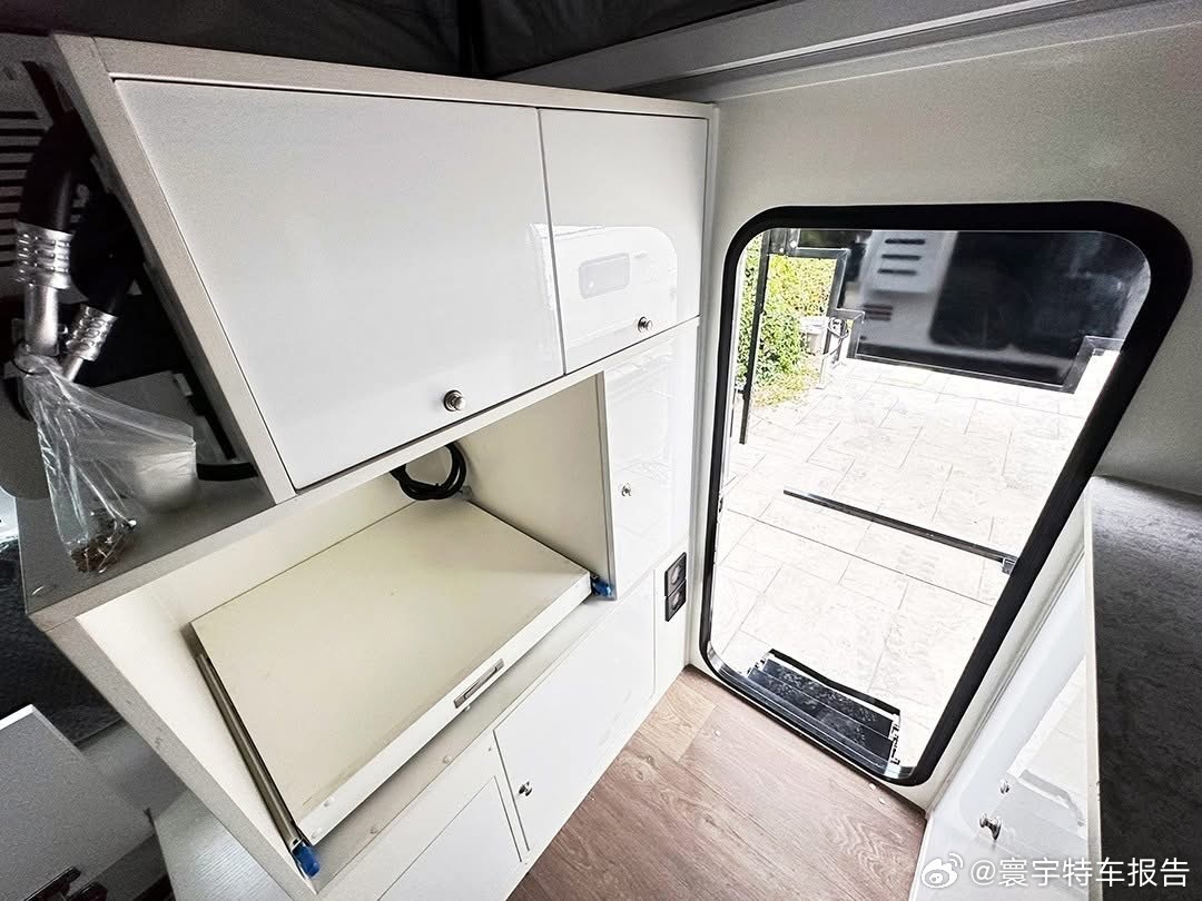 背驼，来自对岸的产品 