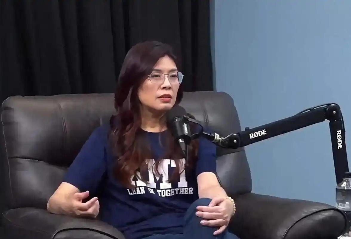 朱立伦设青年营与郑丽文分庭抗礼，国民党再分裂，谁来救台湾？

国民党当前的分裂根