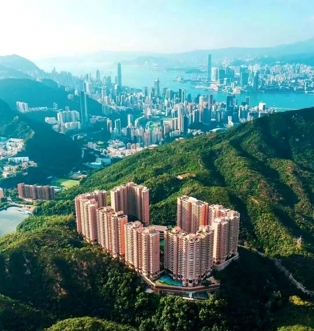 网友：据说这是香港富人区，你觉得的环境如何呢？