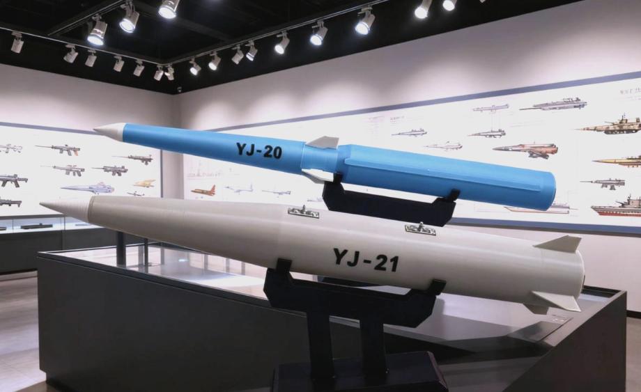 央视军事曝光轰-6K发射鹰击-21的画面后，外界真正要紧盯的，不只是1500到2