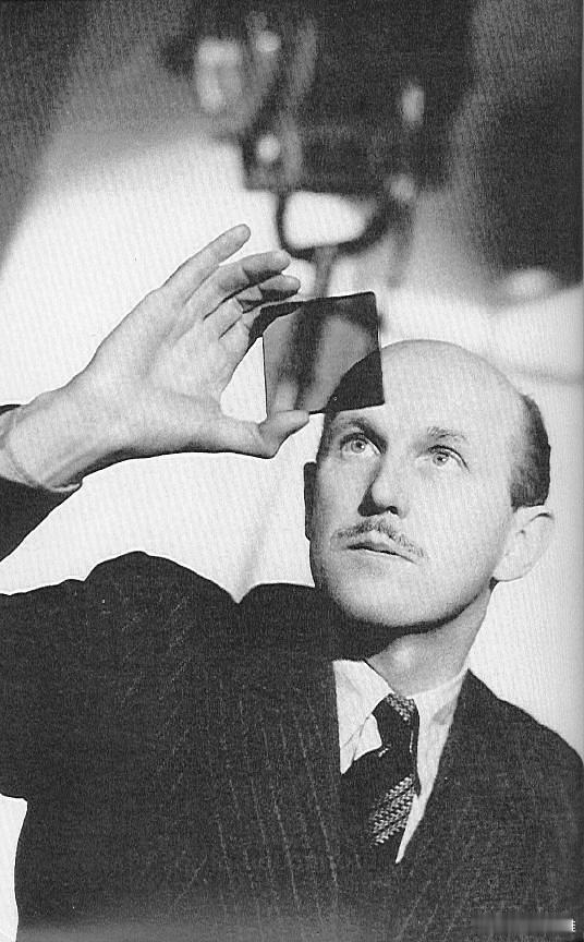 英国导演麦克鲍威自传《A Life in Movies: An Autobiog
