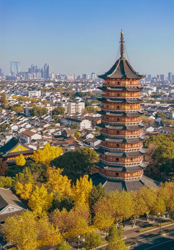 多地开启“速冻模式”，秋裤该闪亮登场了！这股下半年以来最强冷空气自北向南横扫，新