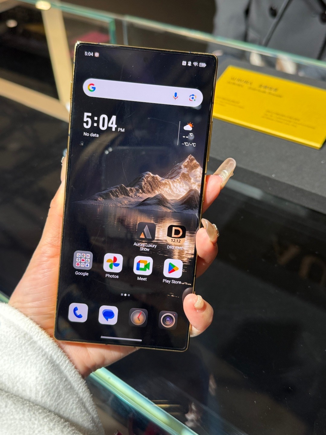 大家觉得小7的气质跟这手机配不配awe2026 上海·上海新国际博览中心