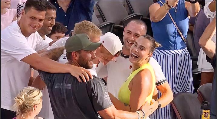 78分钟！！
守住了种子荣光！！
在刚刚结束的布里斯班女单决赛中，萨巴伦卡迎来了