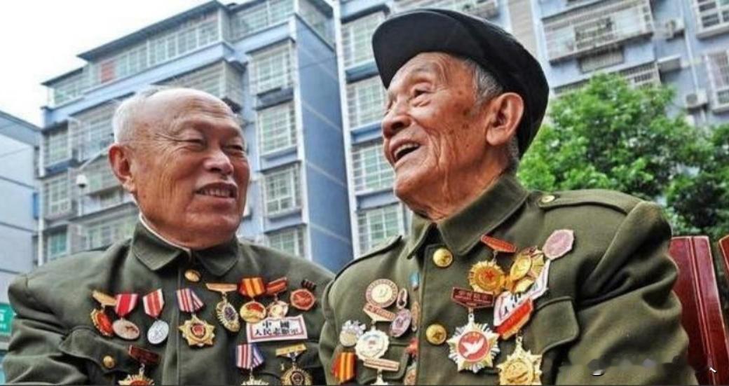 1984年9月，早已转业回家的原15军134团副政委孙洪发，接到了老部队的一个电