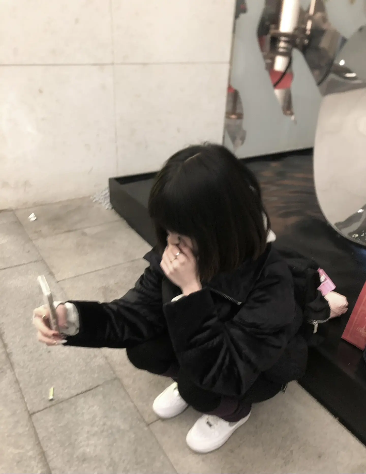 嘴上说喜欢我的人太多了如果我现在说我饿了呢他们也只会说快去吃饭