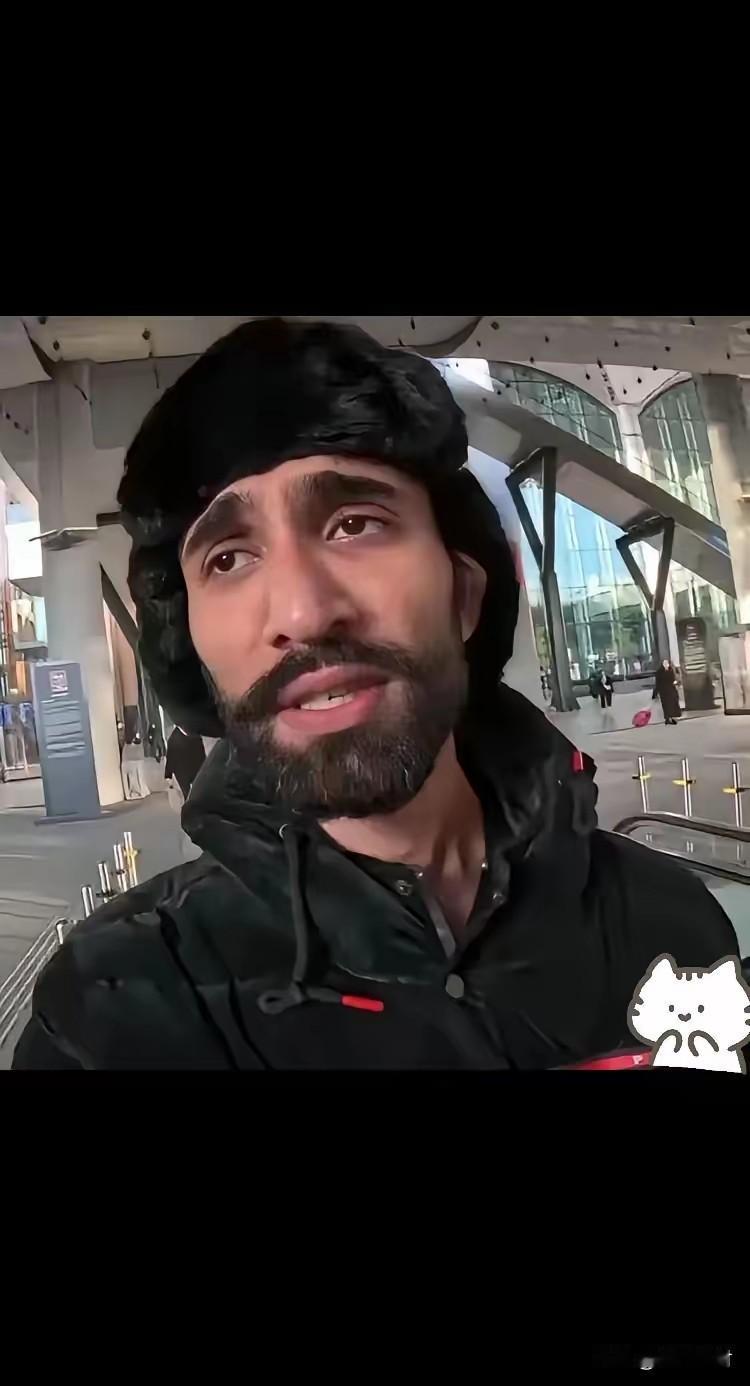 想在中国吃白食？
 
最近一个印度网红来中国旅游，想耍小聪明吃霸王餐，结果被面馆